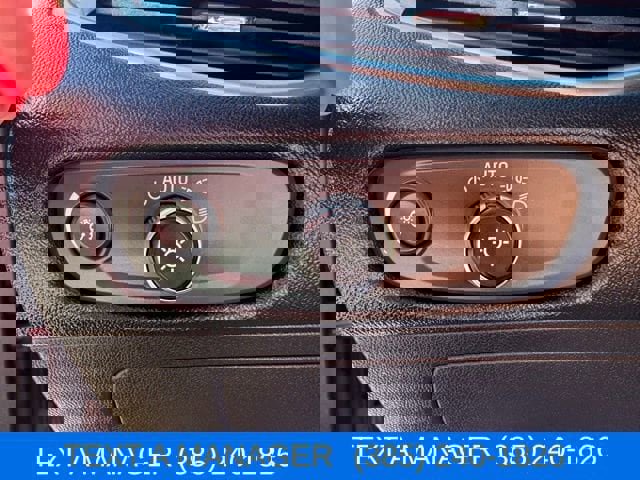 Used 2018 Chevrolet Malibu LT image 16