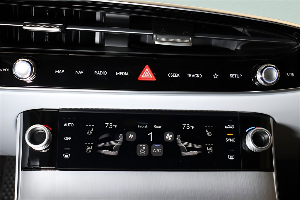 New 2026 Genesis GV70 2.5T Advanced image 22