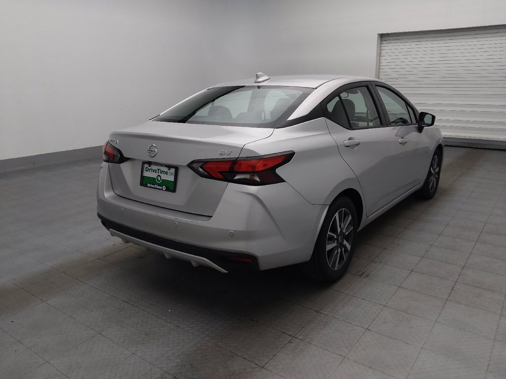 Used 2021 Nissan Versa SV FWD image 9