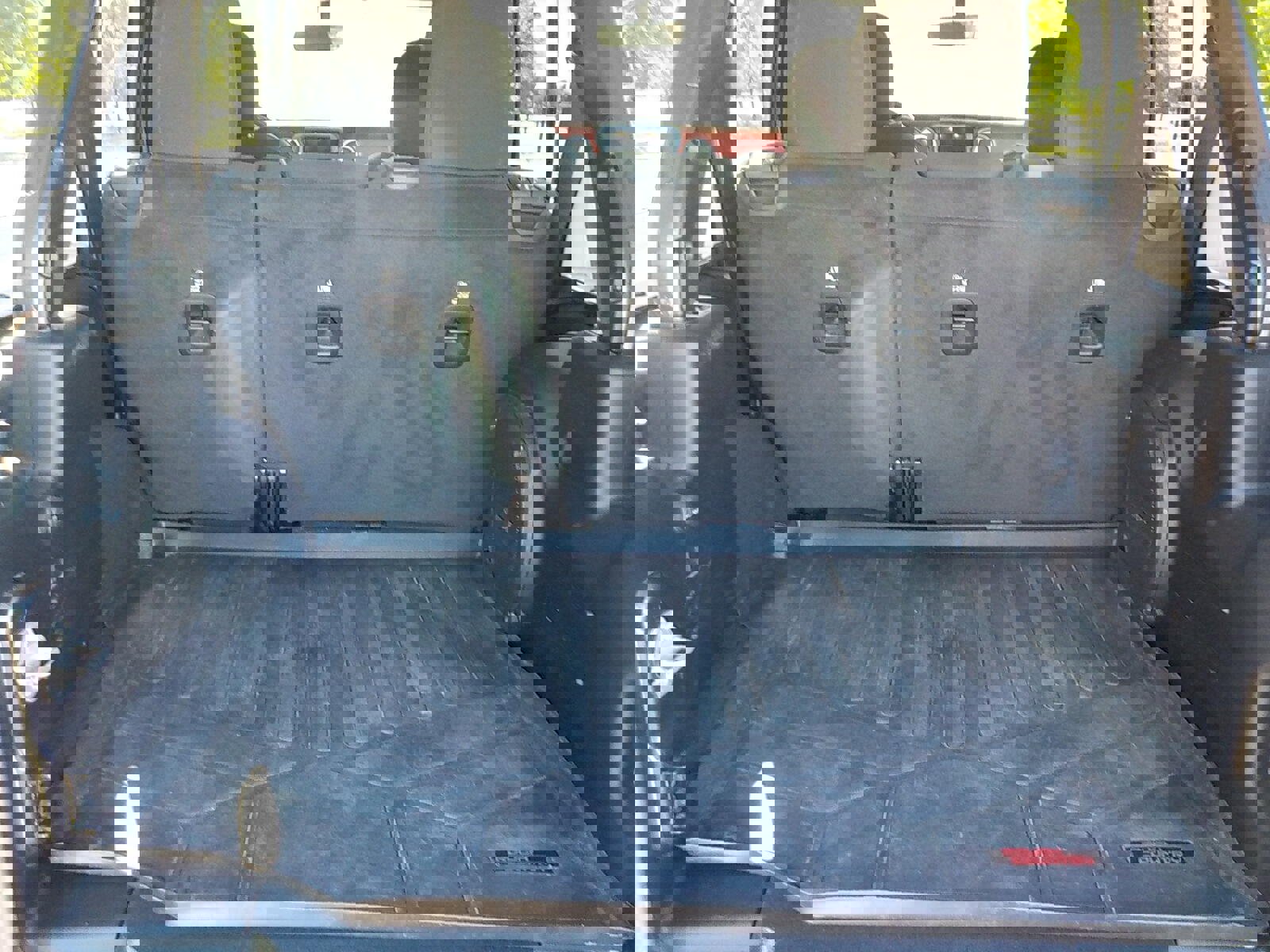 Used 2023 Jeep Wrangler Unlimited Rubicon w/ LED Lighting Group image 8