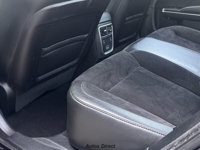 Used 2019 Dodge Charger Scat Pack w/ Plus Group RWD image 37
