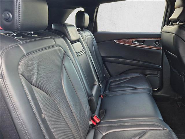 Used 2019 Lincoln Nautilus Reserve AWD/4WD image 18
