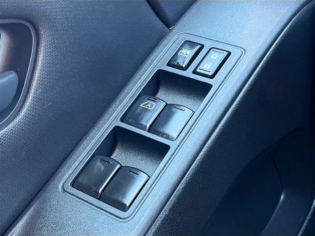 Used 2023 Nissan Frontier S w/ Technology Package image 17