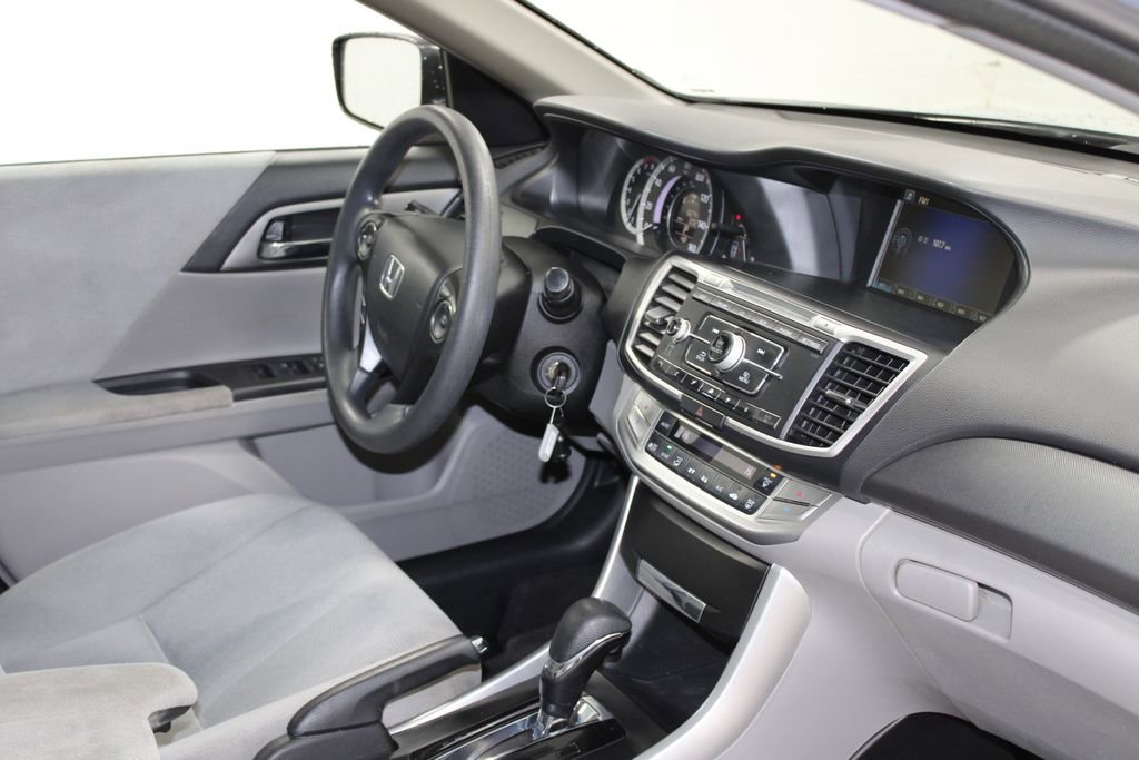 Used 2013 Honda Accord LX image 26