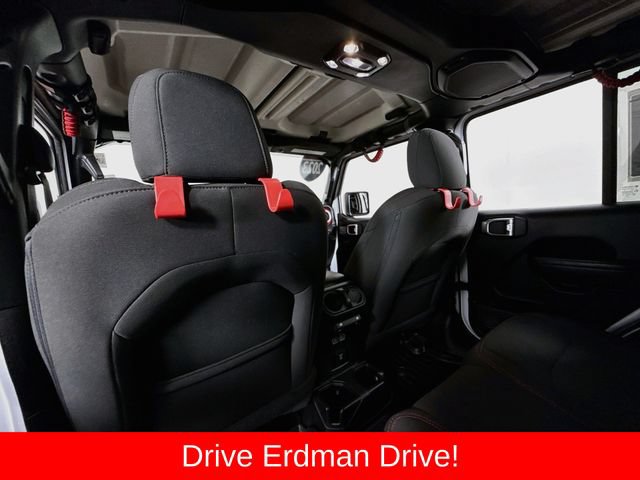 Used 2023 Jeep Wrangler Unlimited Rubicon AWD/4WD image 10