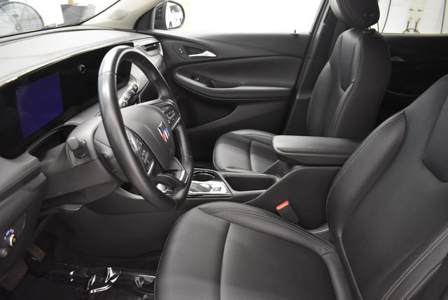 Used 2024 Buick Encore GX Sport Touring AWD/4WD image 22