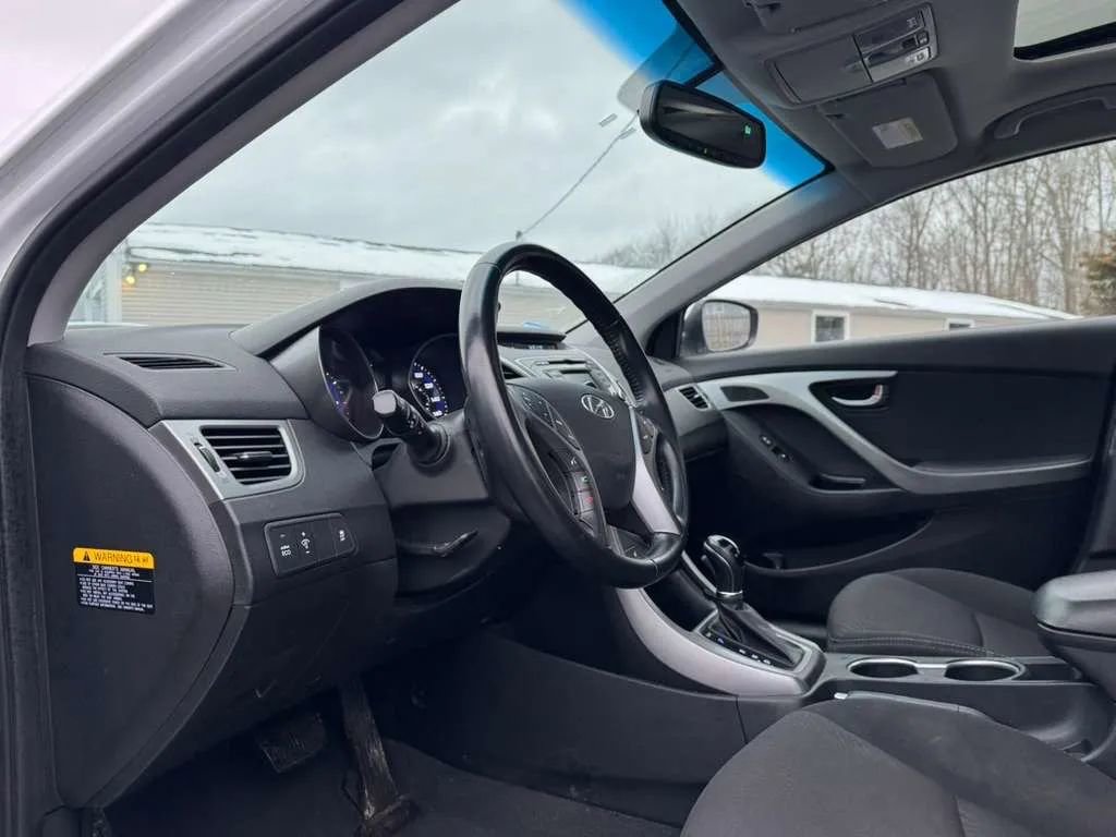 Used 2016 Hyundai Elantra Value Edition image 10