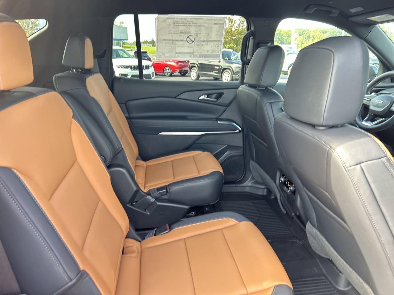 New 2027 Chevrolet Traverse Z71 w/ Driver Confidence Package AWD/4WD image 18
