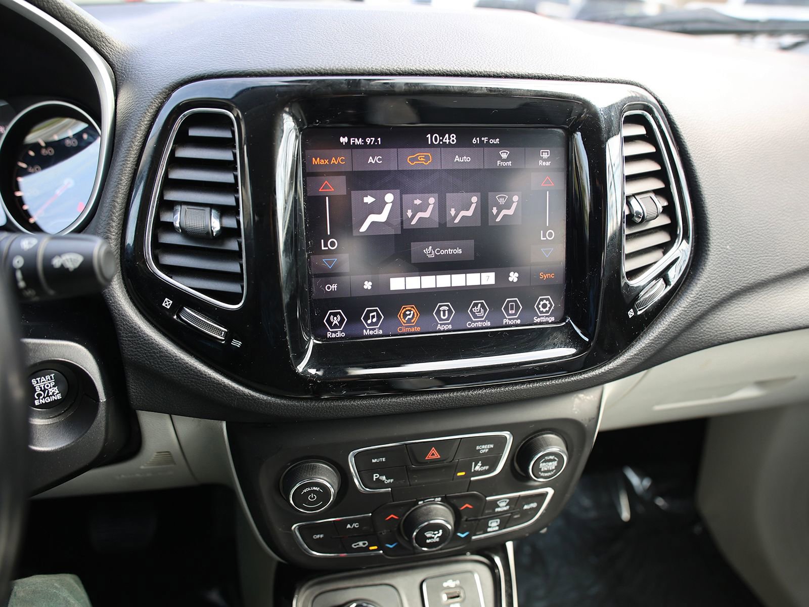 Used 2021 Jeep Compass Limited image 24