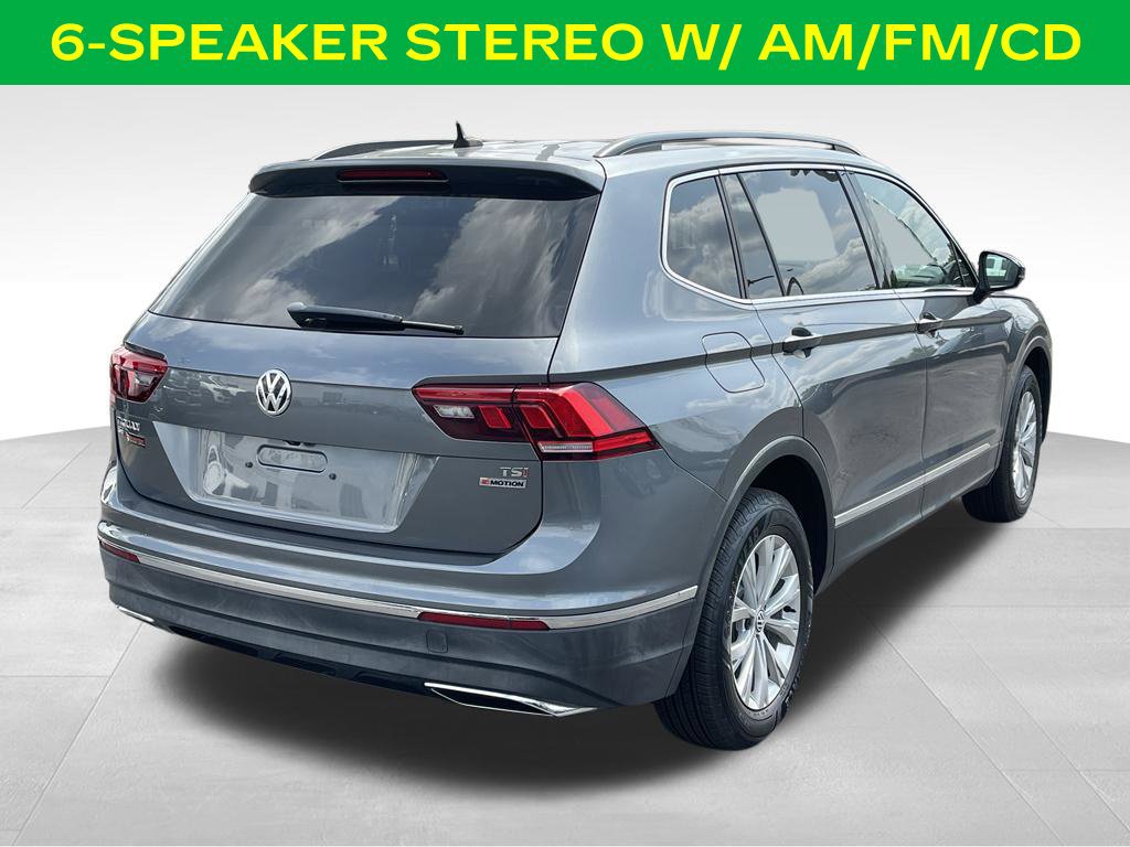 Used 2018 Volkswagen Tiguan SEL AWD/4WD image 9