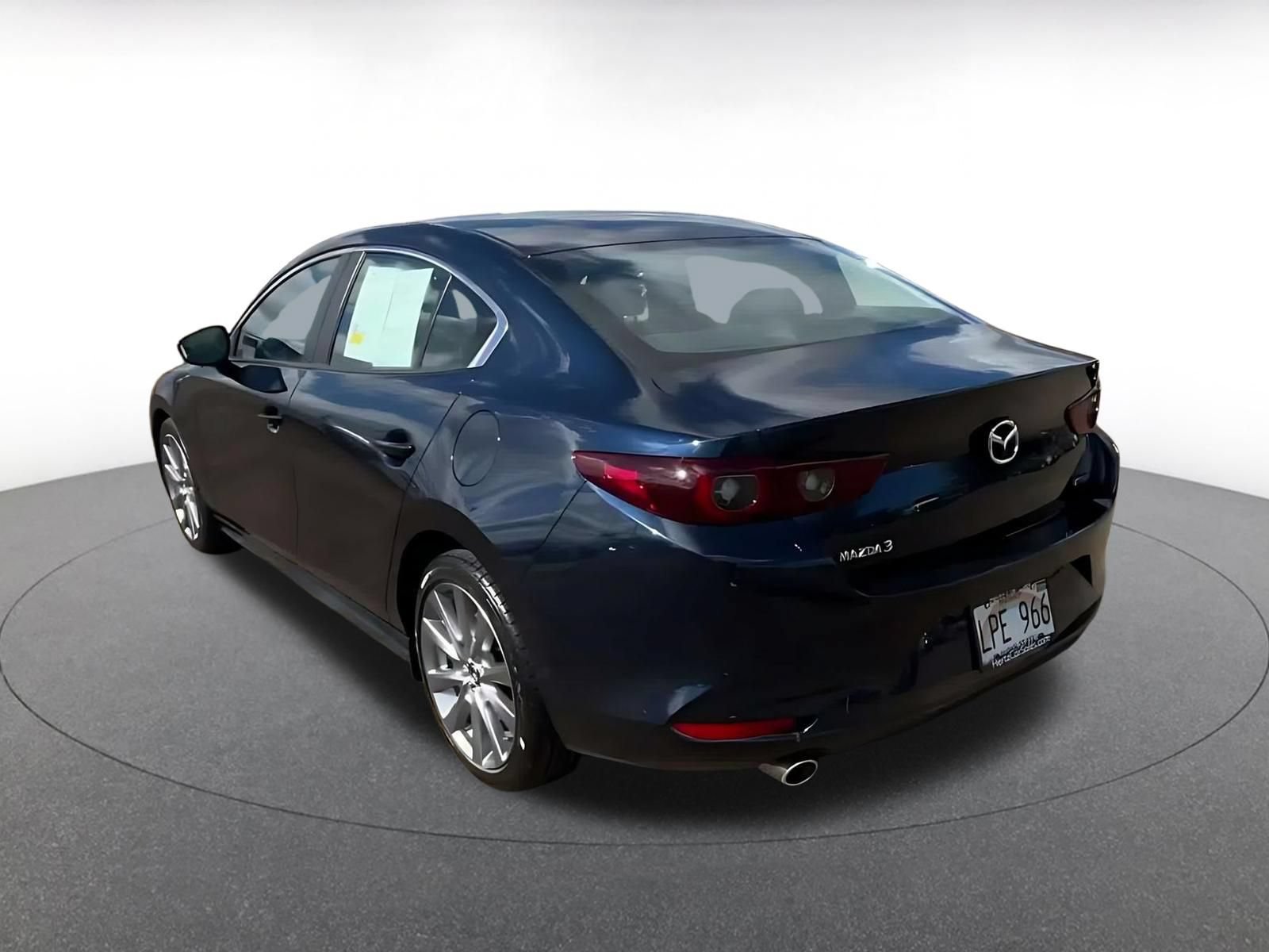Used 2025 MAZDA MAZDA3 s FWD image 11