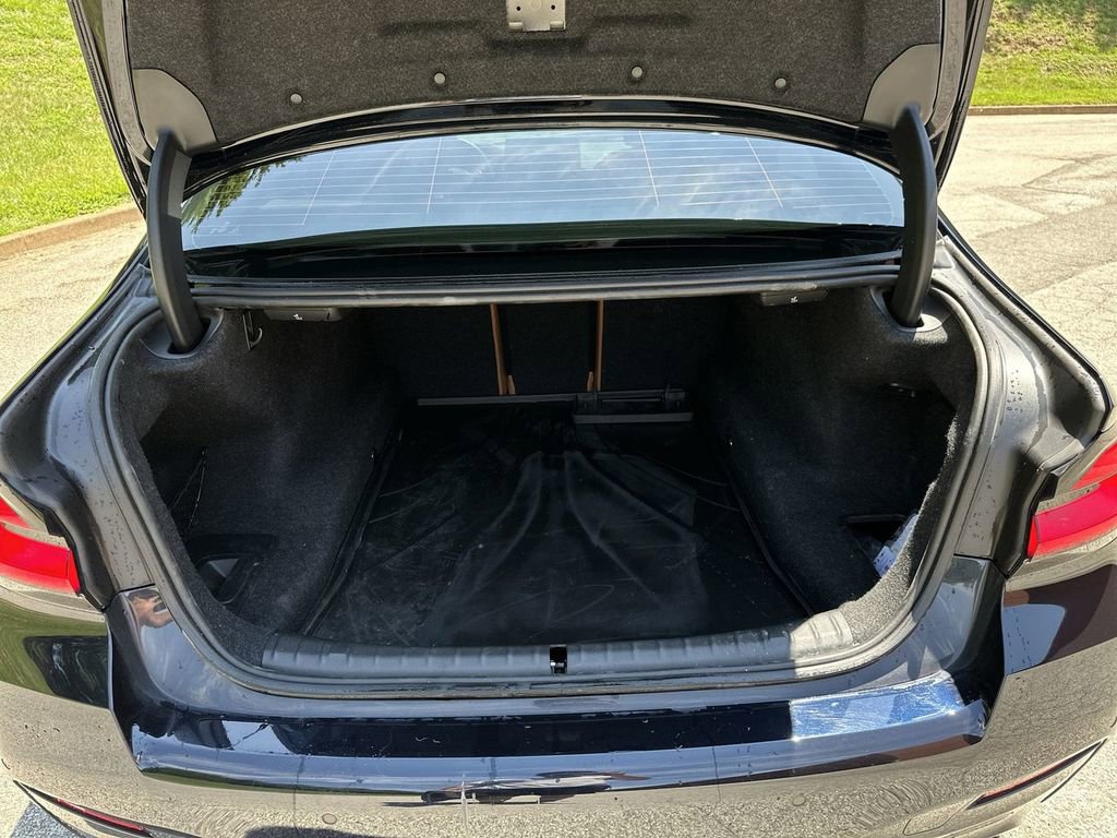 Used 2022 BMW 540i xDrive w/ M Sport Package image 49