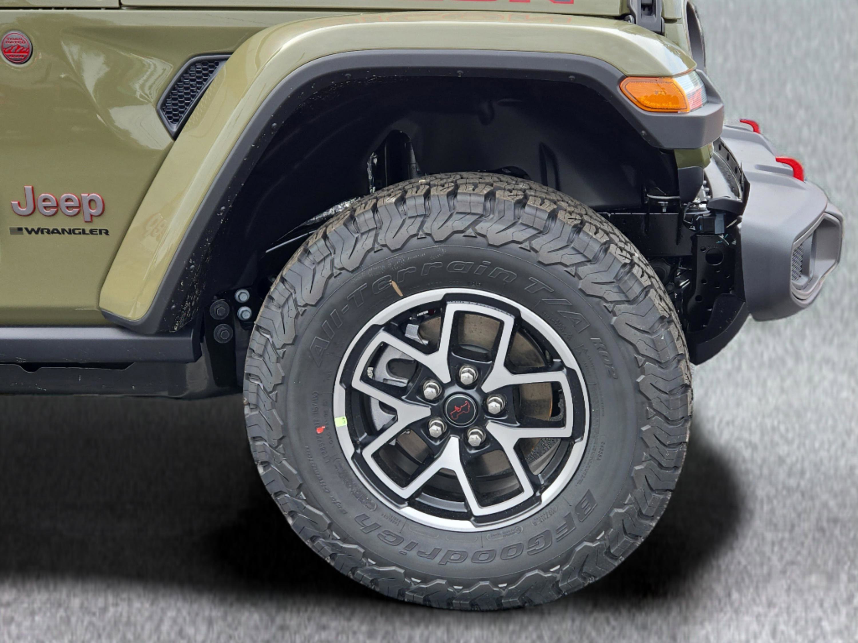 New 2026 Jeep Wrangler Unlimited Rubicon w/ Safety Group image 4