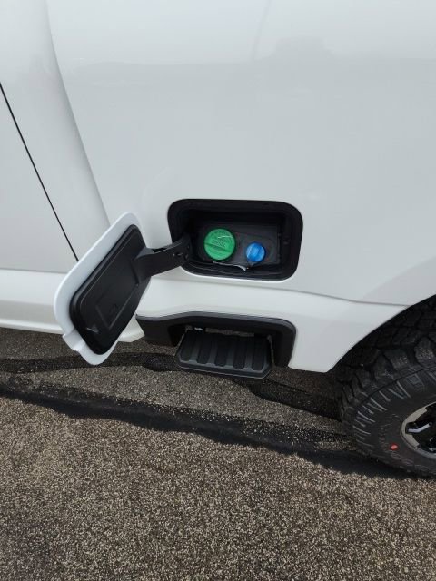 New 2026 Ford F350 Platinum w/ Tremor Off-Road Package image 22