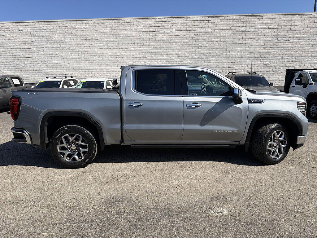 Used 2024 GMC Sierra 1500 SLT w/ SLT Premium Plus Package AWD/4WD image 4