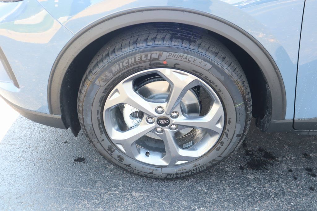 New 2026 Ford Escape ST-Line w/ Tech Pack #1 image 18