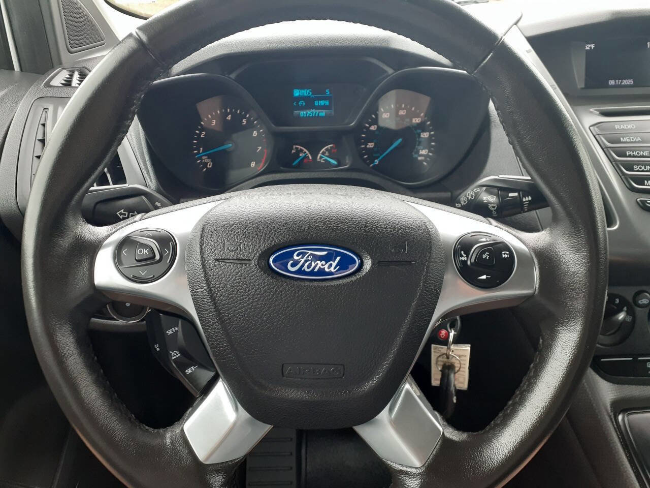 Used 2016 Ford Transit Connect XL image 11