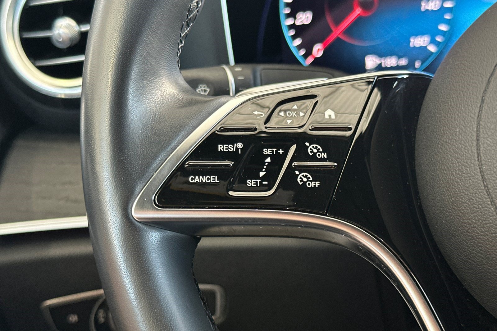 Used 2022 Mercedes-Benz E 350 Sedan image 30