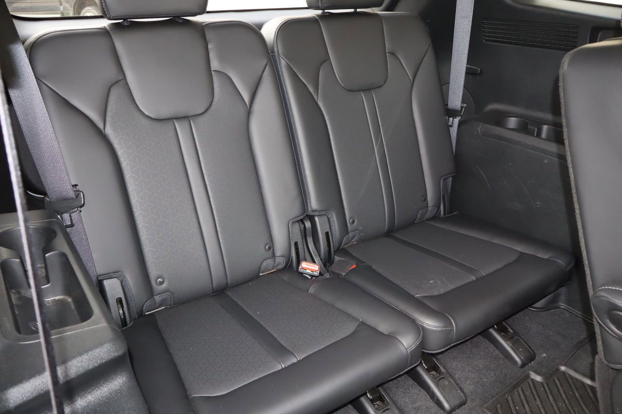 Used 2023 Kia Sorento SX FWD image 19