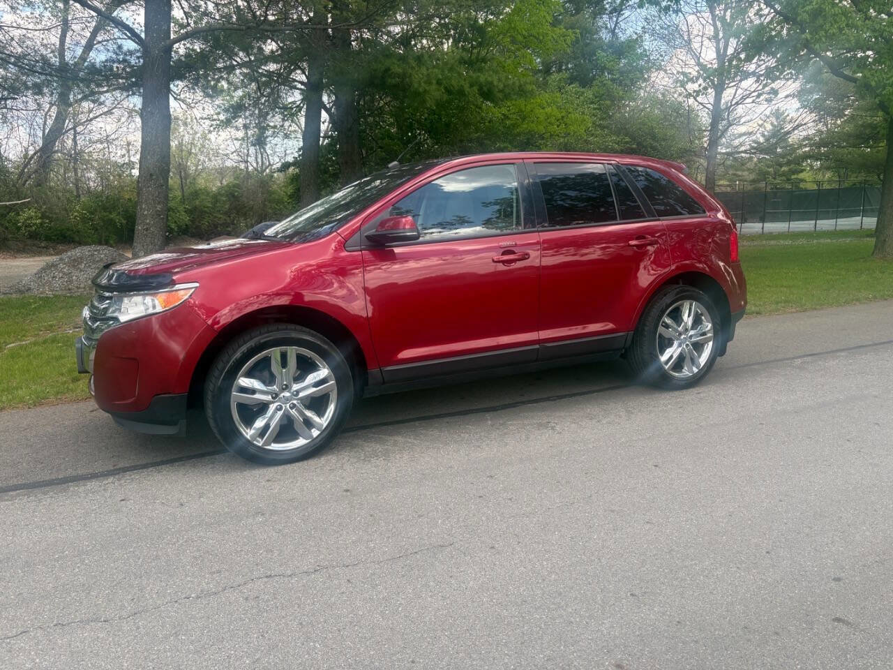 Used 2013 Ford Edge SEL AWD/4WD image 2