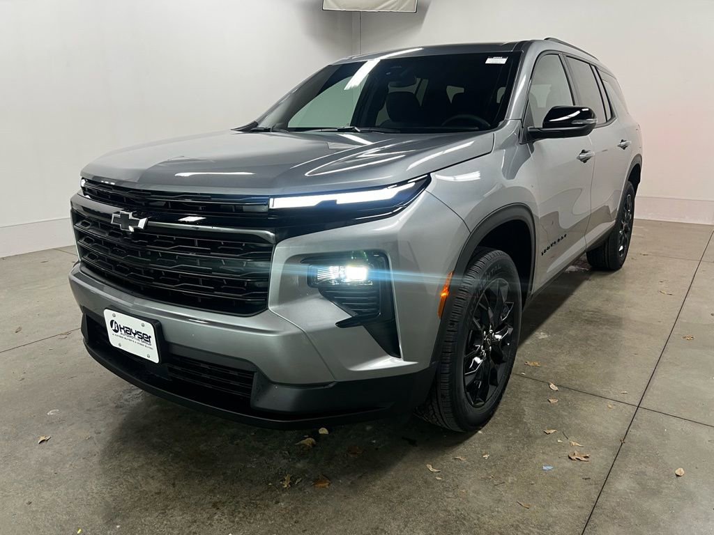 New 2026 Chevrolet Traverse LT w/ Midnight/Sport Edition image 6