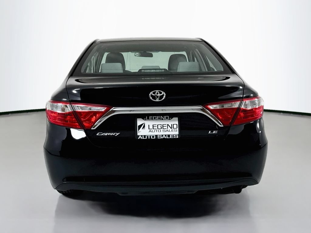 Used 2015 Toyota Camry LE FWD image 6