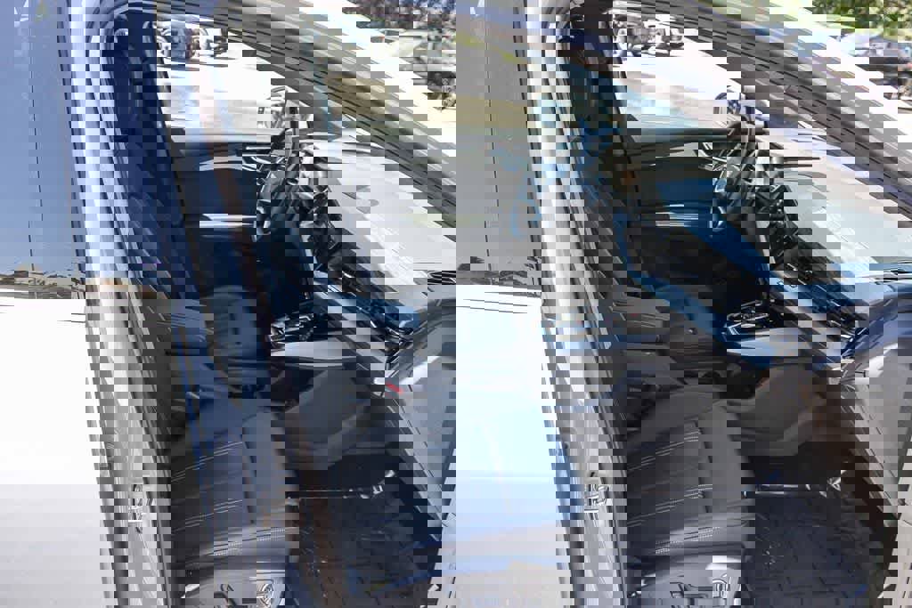 Used 2023 Audi Q4 e-tron Premium Plus w/ Premium Plus image 18