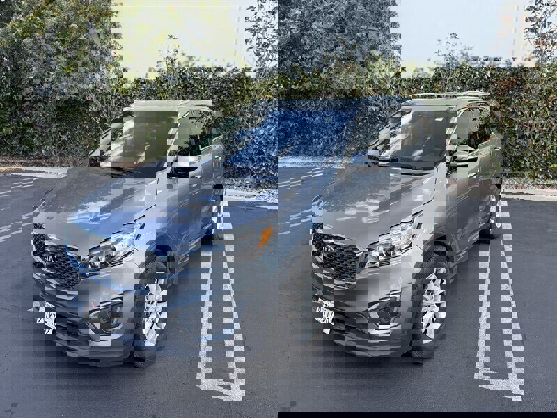 Used 2018 Kia Sorento LX FWD image 10