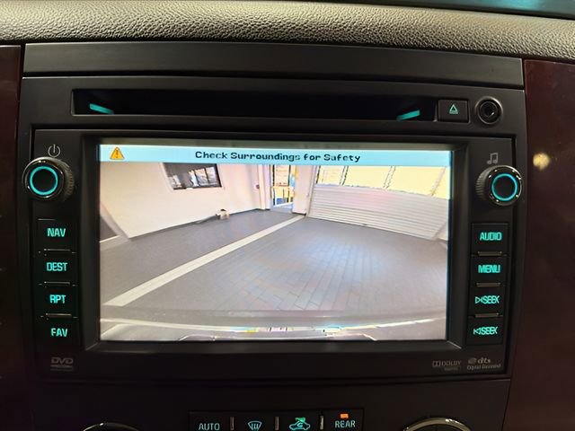 Used 2011 Chevrolet Tahoe LTZ AWD/4WD image 23
