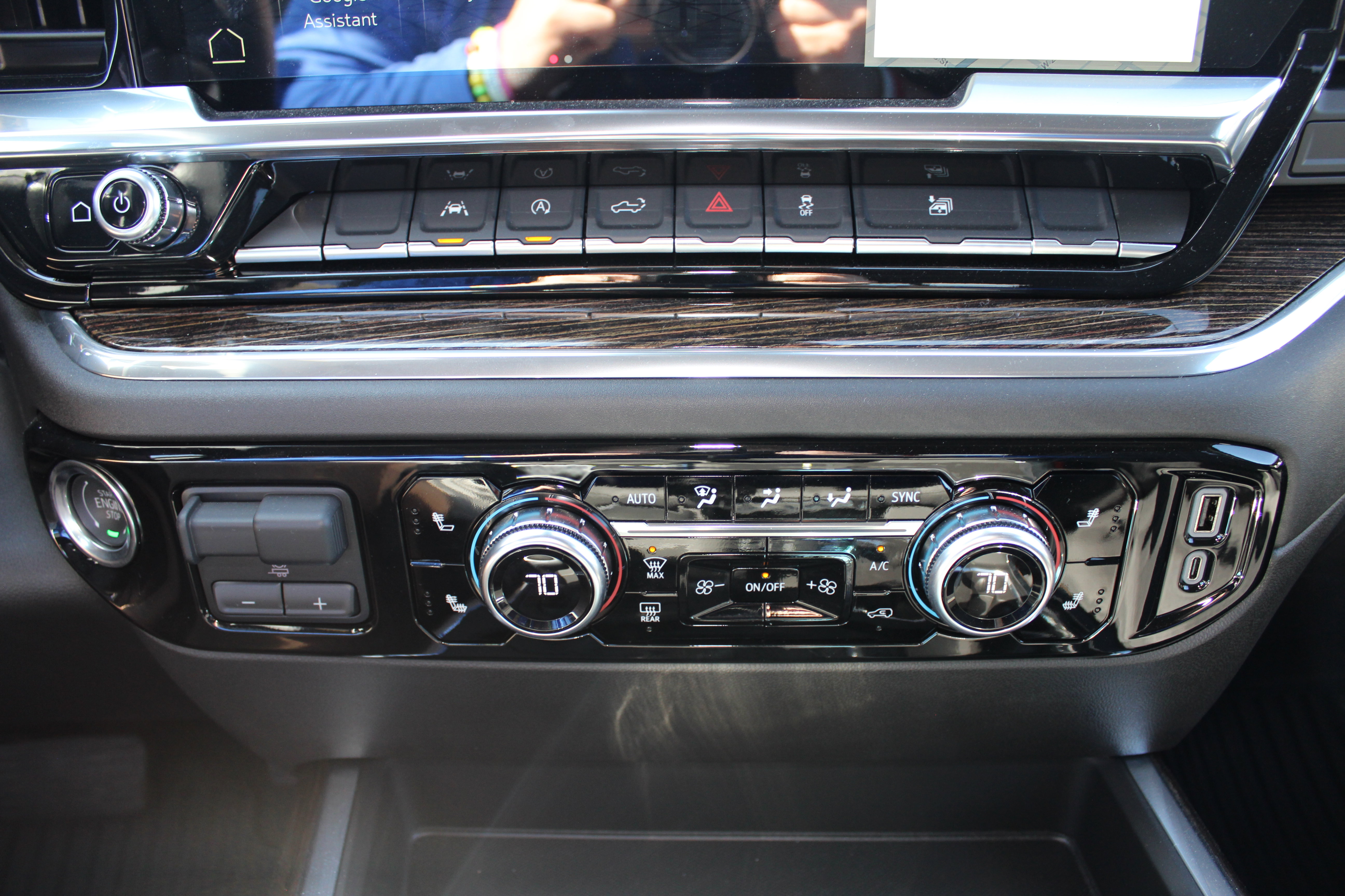 New 2025 GMC Sierra 1500 Elevation w/ Preferred Package image 13