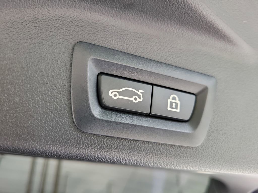 Used 2020 BMW X5 xDrive40i w/ Convenience Package image 12