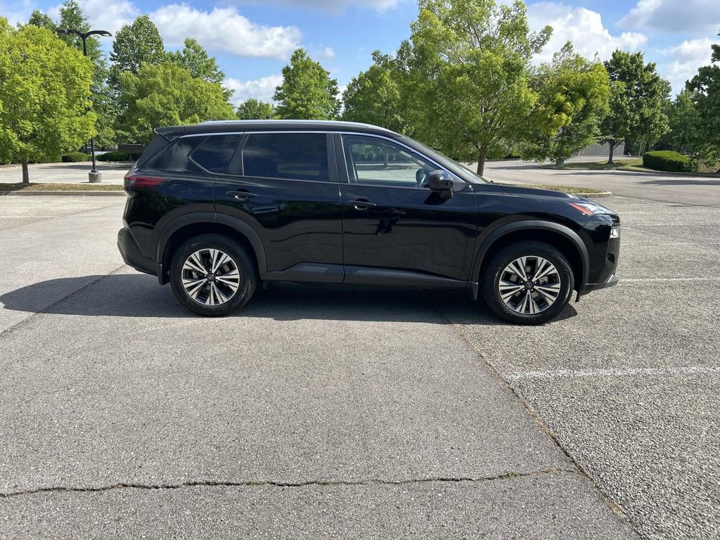 Certified 2023 Nissan Rogue SV w/ SV Premium B Package FWD image 8