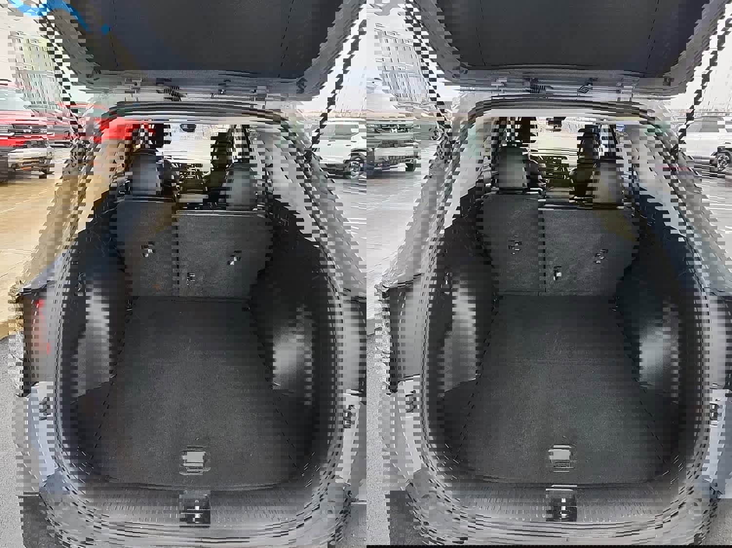 Used 2023 Kia Sportage EX image 13