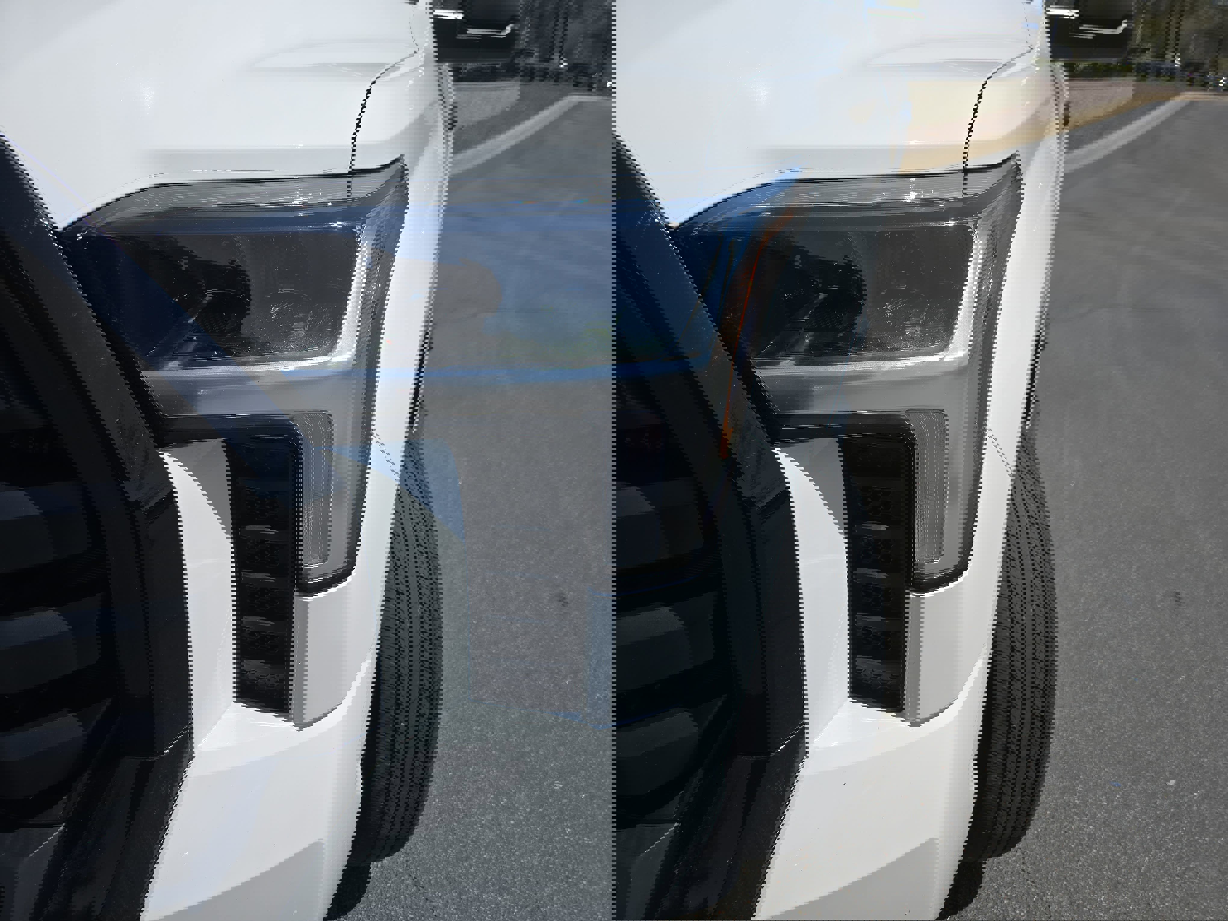 Used 2025 Toyota Tundra SR w/ SR Tow Package image 33