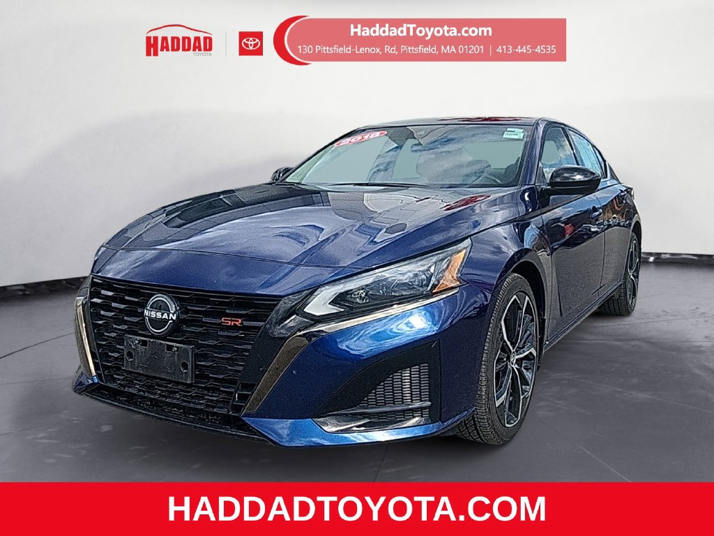 Used 2024 Nissan Altima 2.5 SR AWD/4WD image 1