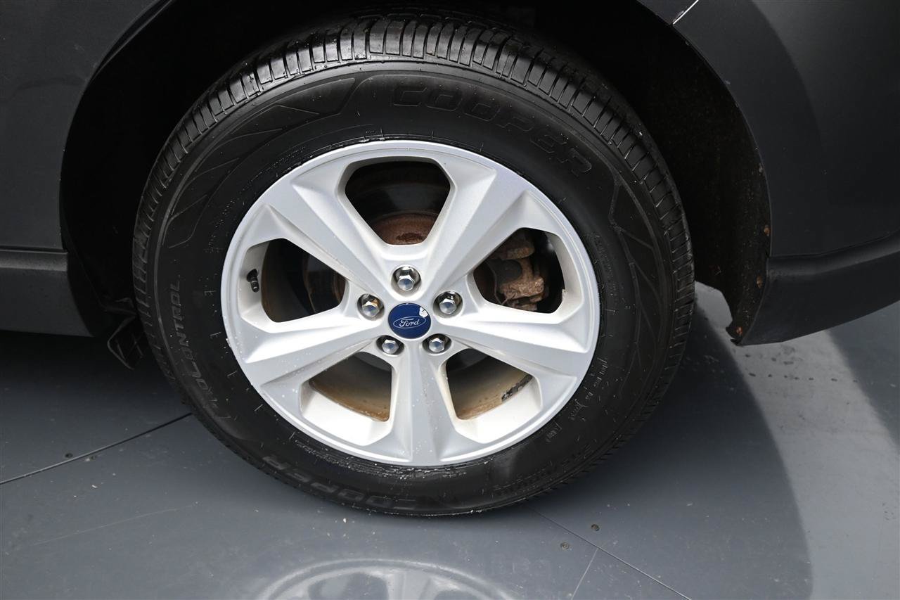 Used 2016 Ford Edge SE AWD/4WD image 17