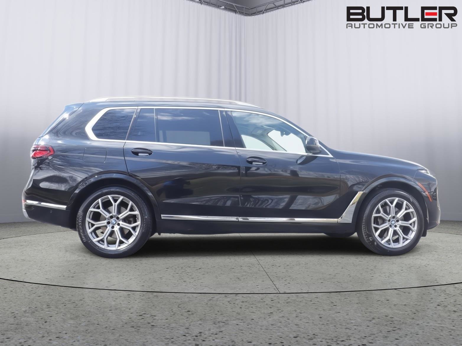 Used 2023 BMW X7 xDrive40i w/ Premium Package image 8