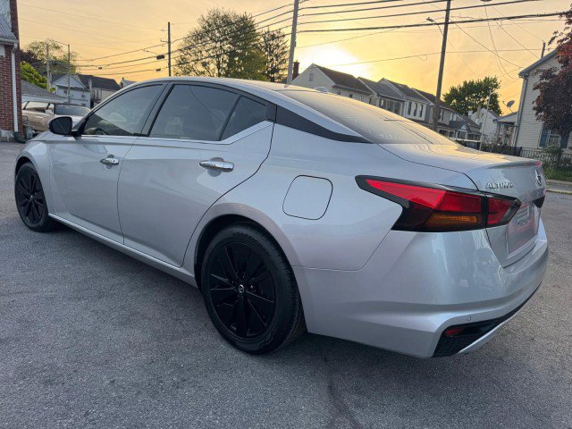 Used 2019 Nissan Altima 2.5 SL FWD image 6