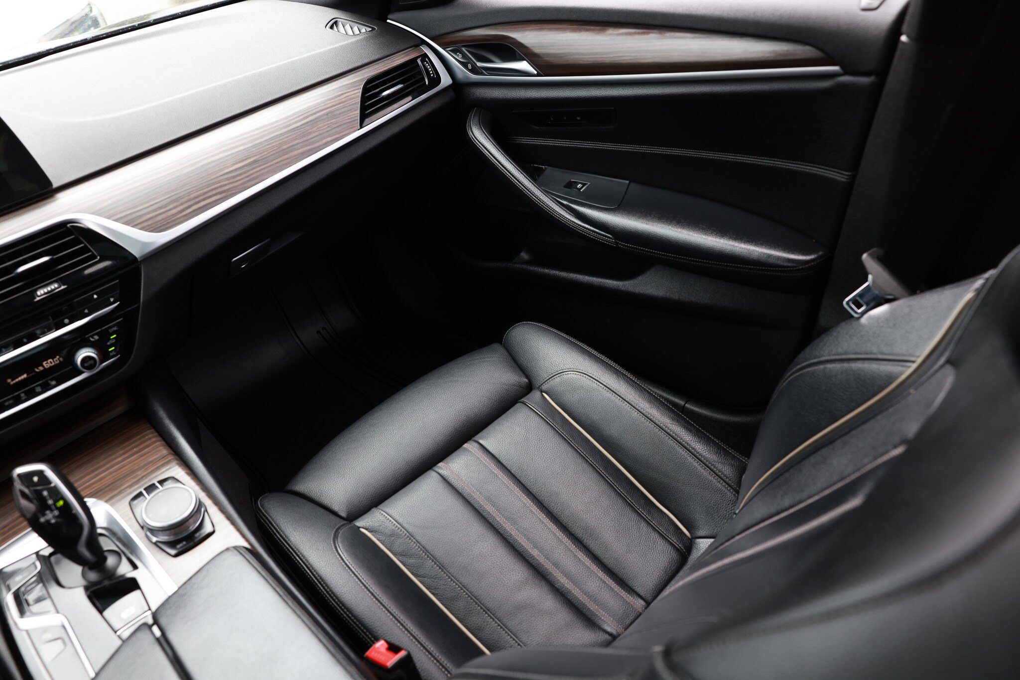 Used 2017 BMW 530i image 26