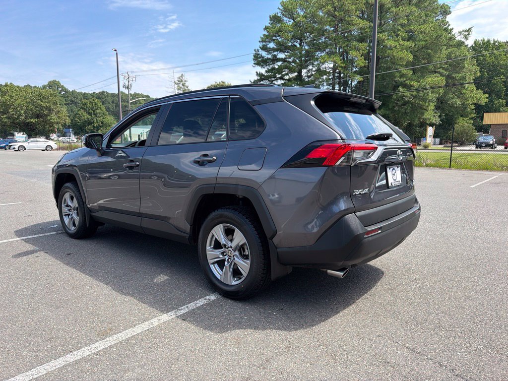 Used 2024 Toyota RAV4 XLE w/ Convenience Package AWD/4WD image 7