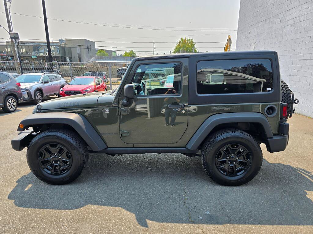 Used 2015 Jeep Wrangler Sport AWD/4WD image 6