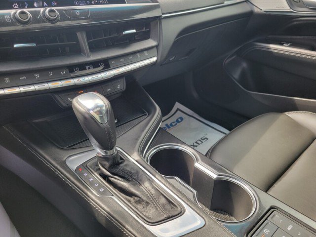 Used 2023 Cadillac CT4 Luxury w/ LPO, ONYX Package RWD image 23