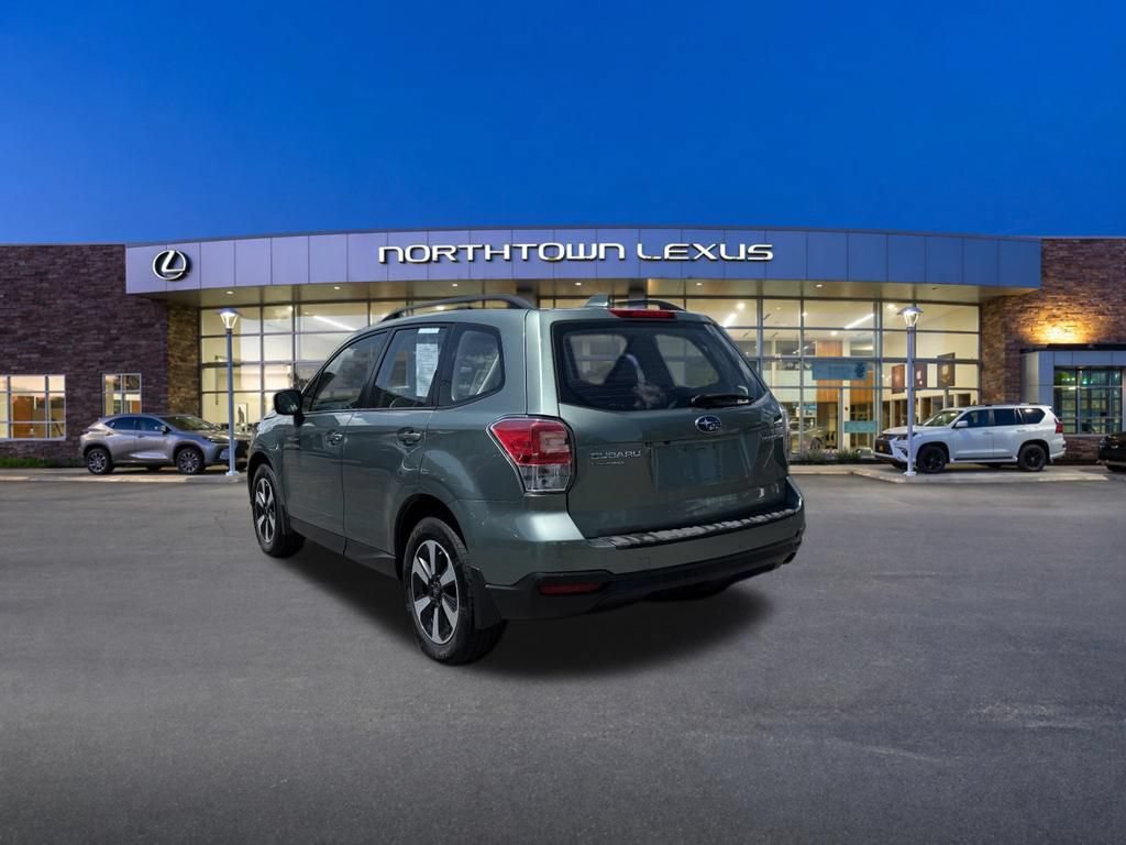 Used 2018 Subaru Forester 2.5i w/ Alloy Wheel Package AWD/4WD image 18