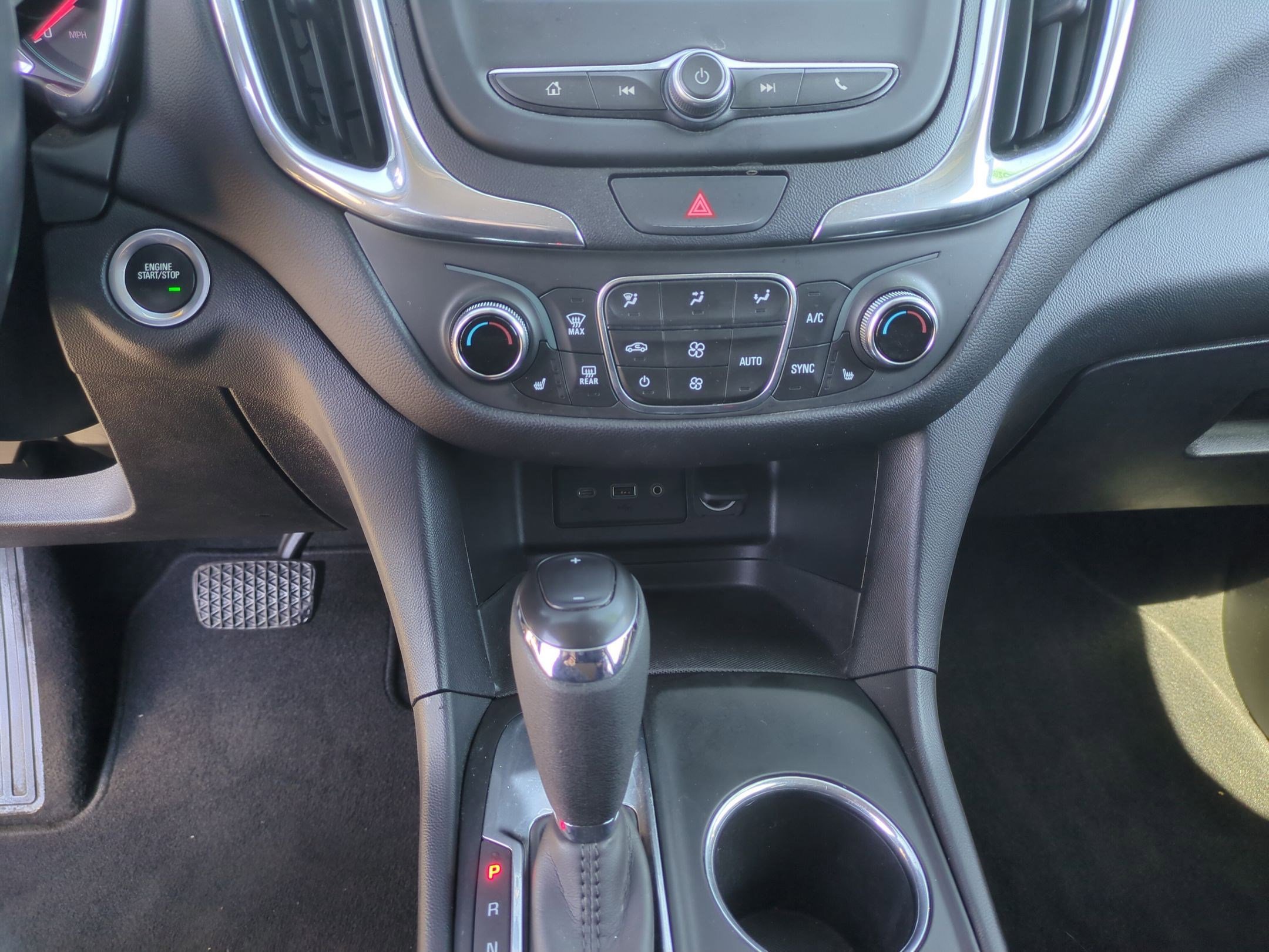 Used 2020 Chevrolet Equinox LT image 14