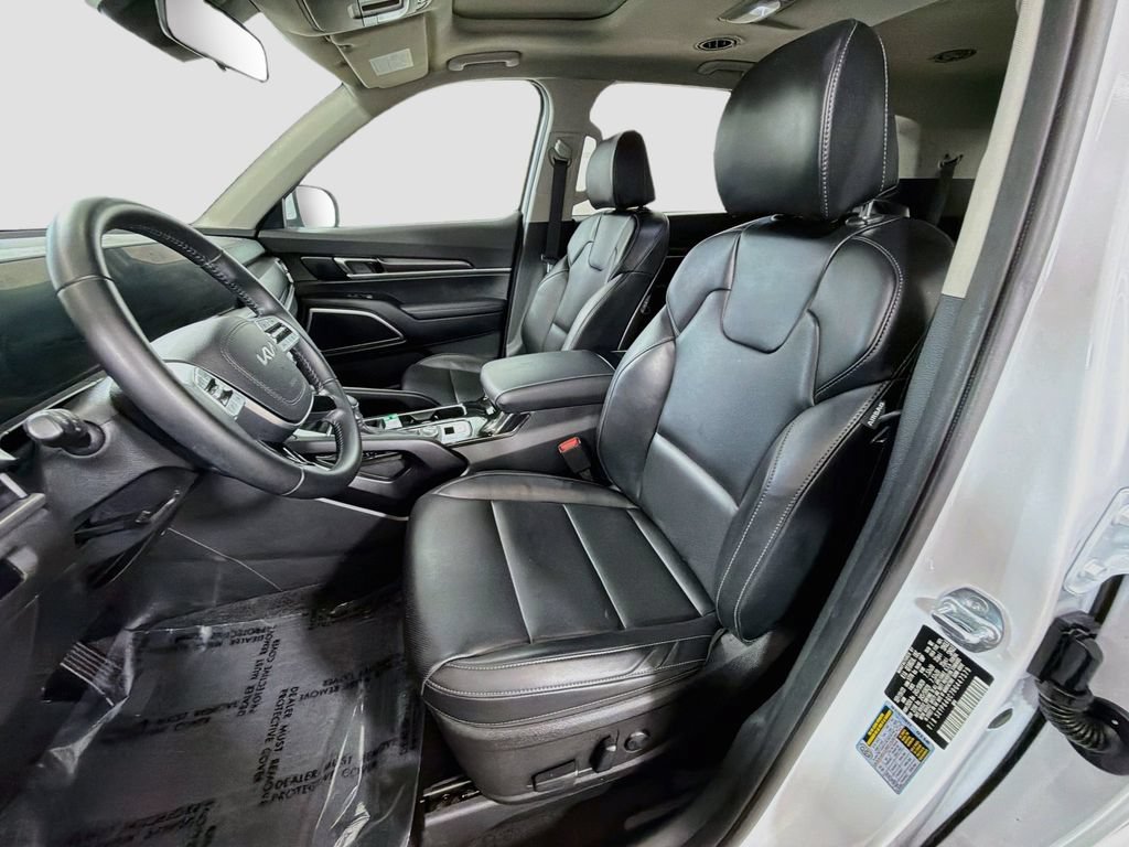 Used 2024 Kia Telluride S w/ S Sunroof Package FWD image 23