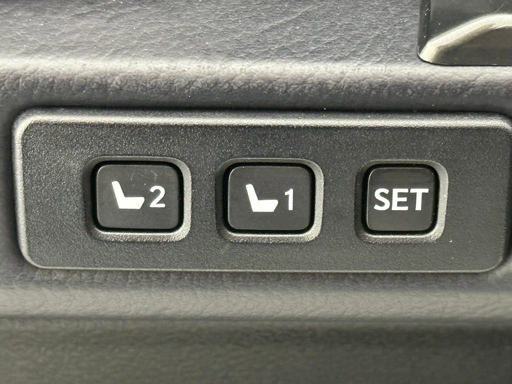 Used 2022 Lexus GX 460 Luxury w/ Sport Design Package image 43