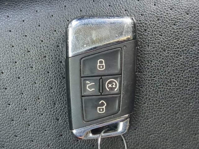 Used 2022 Volkswagen Atlas SEL AWD/4WD image 38