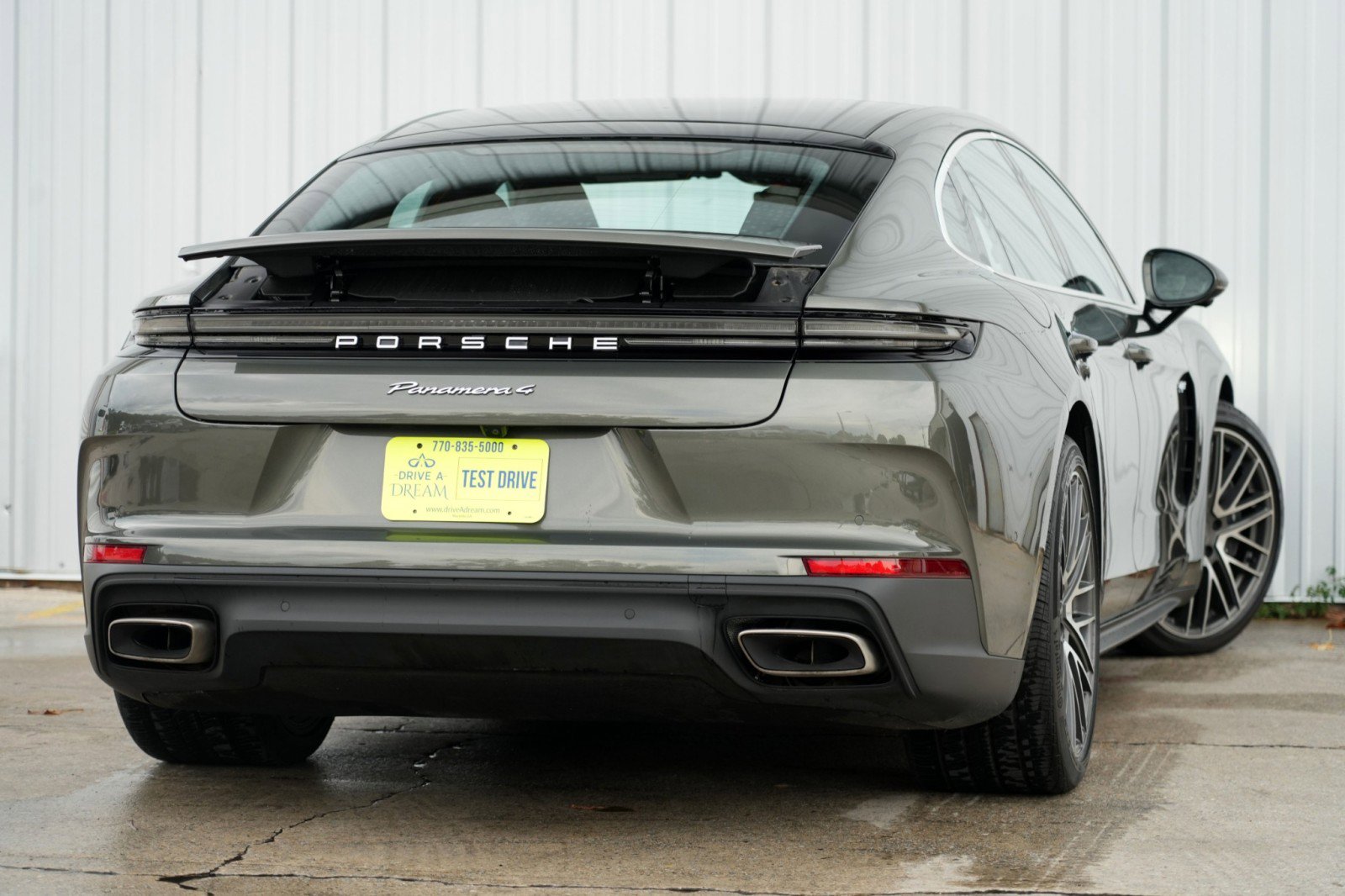 Used 2025 Porsche Panamera 4 w/ Premium Package image 5