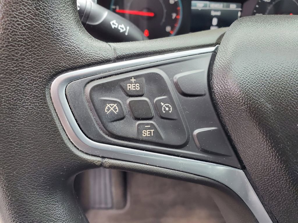 Used 2017 Chevrolet Malibu LT FWD image 14