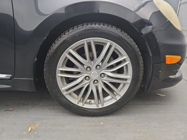 Used 2012 Suzuki Kizashi Sport GTS image 12